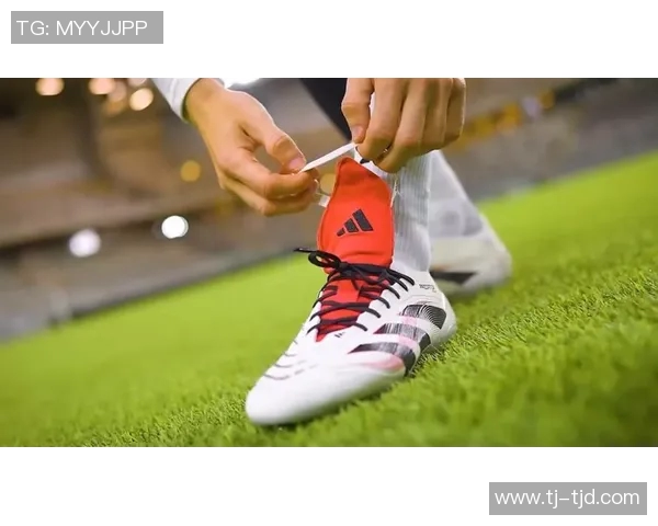 足球明星穿猎鹰衣服的背后故事与时尚潮流解析